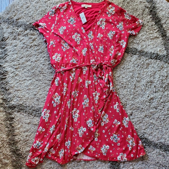 NWT LOFT Plus Floral Wrap Dress - Picture 4 of 8